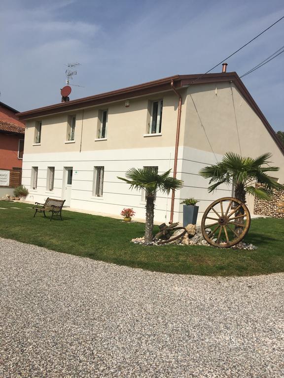 Bed and Breakfast Bb Masotte Sommacampagna Exterior foto
